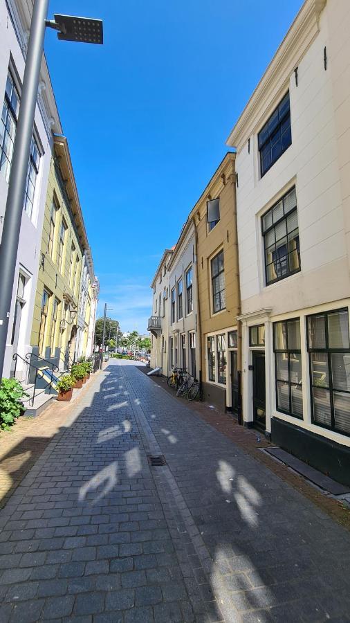Appartement Havenzicht, Gelegen Aan Zee Met Zeezicht Vlissingen Bagian luar foto